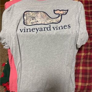 Vineyard Vines Heather Gray Tee with Whale Emblem